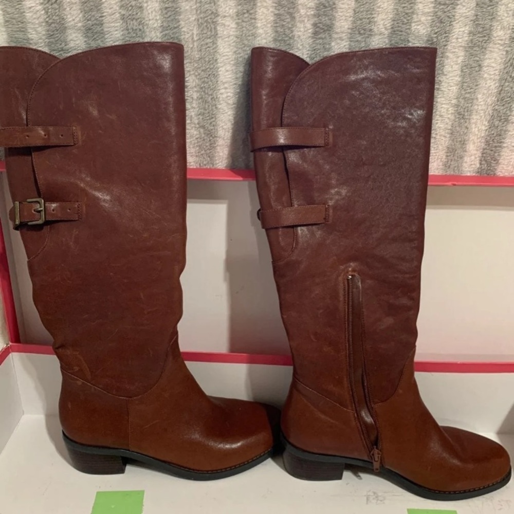 Van Eli long leather boots